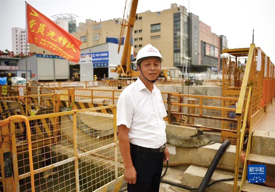 ï¼æ°åå¨åªå¤´æ¡Â·å¾æäºå¨ï¼ï¼2ï¼ä¹ è¿å¹³å³å¿å³æå³å¨èçæäº
