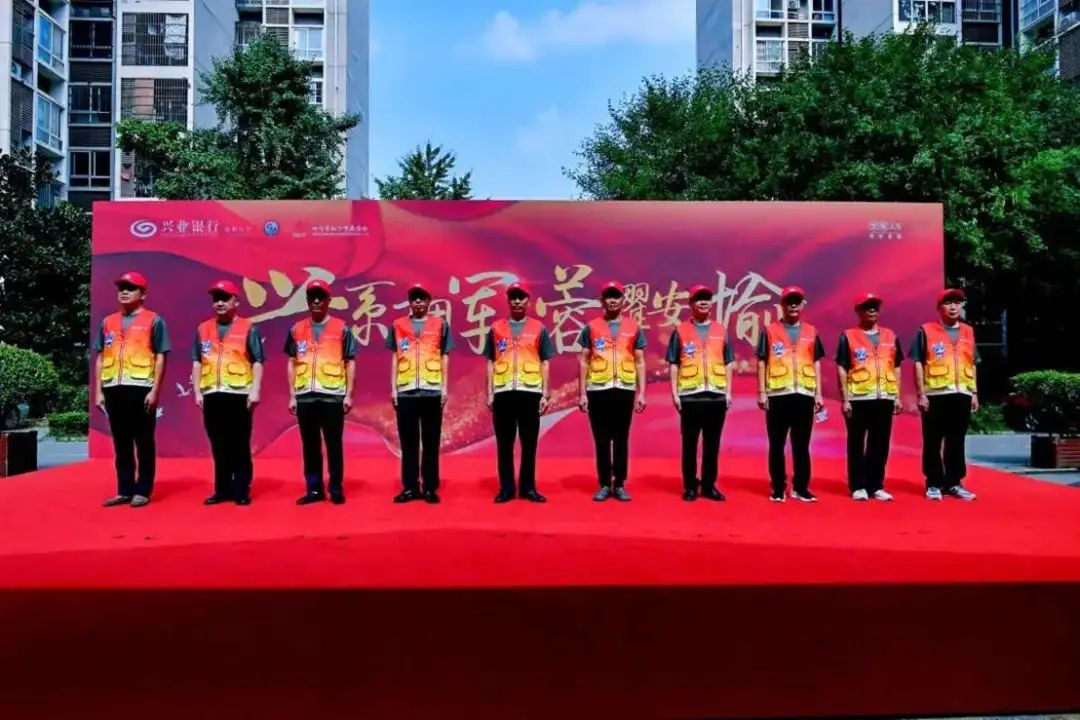 57c59341b95f8894251a680bbd020ae2.jpg